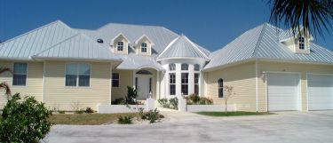Custom home builders' southern style home photo in Charlotte County Florida